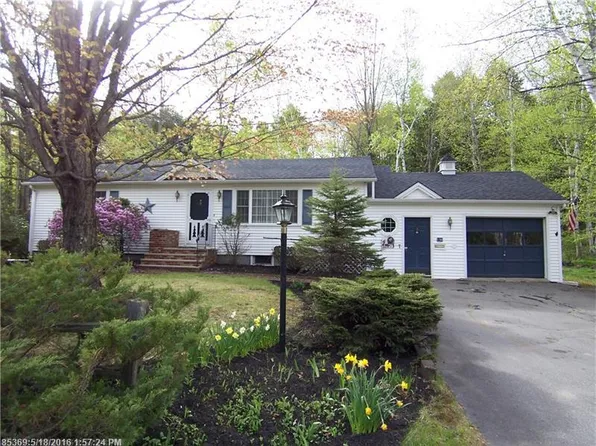 186 Anson St, Farmington, ME 04938