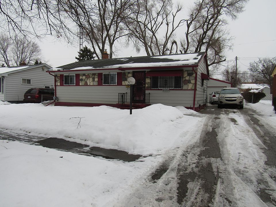 1st image of 2035 Whittlesey St