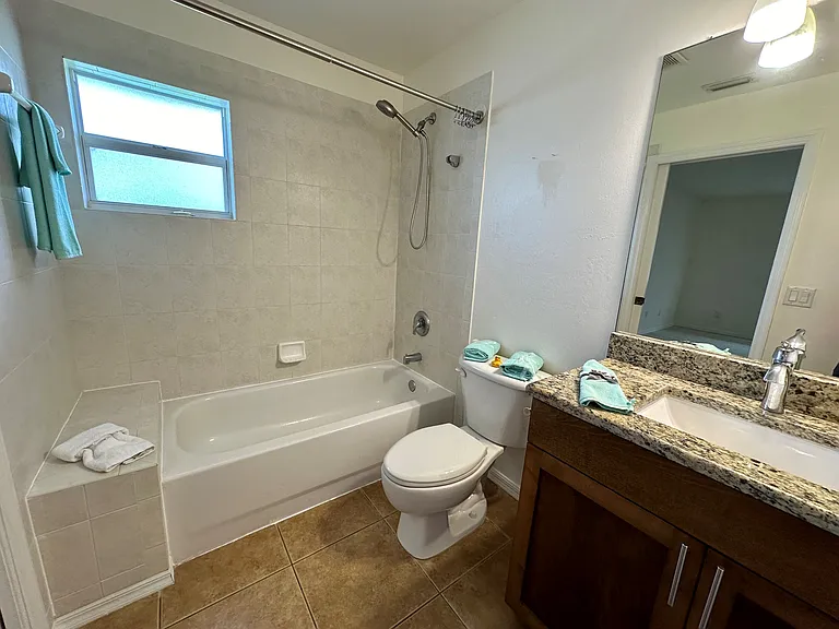 2306 NE 16th Ter #2306 — Photo 25