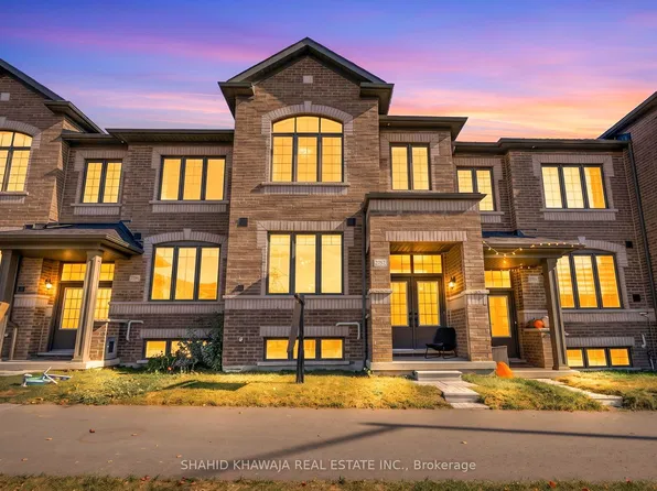 2757 Peter Matthews Dr, Pickering, ON L1X 0M3