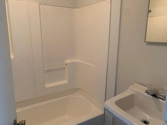 Bathroom_10222021