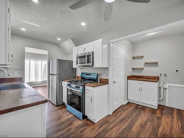 12508 Sobieski Ave — Photo 6