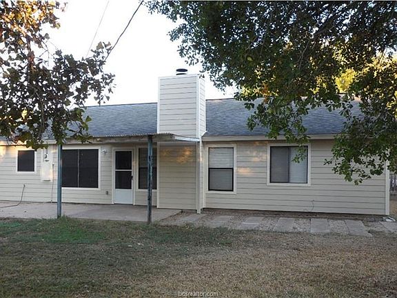 5th image of 807 Val Verde Dr