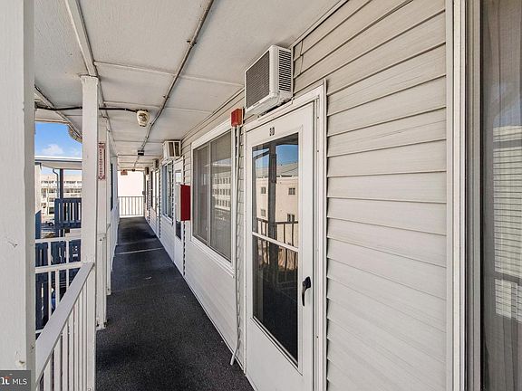 2nd image of 12 122nd St Unit 3D
