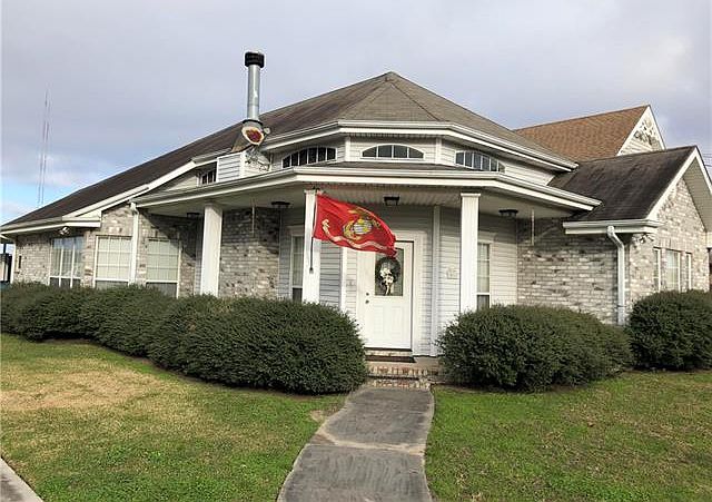 1st image of 501 E Saint Avide St