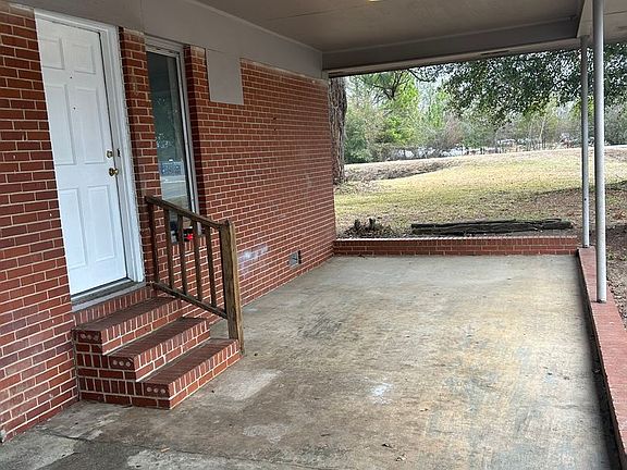 2nd image of 321 Soperton Ave