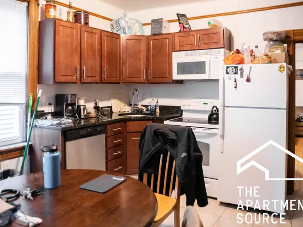 2616 N Marshfield Ave, Chicago, IL