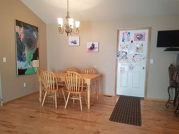 3rd image of 1259 N River Rock Dr