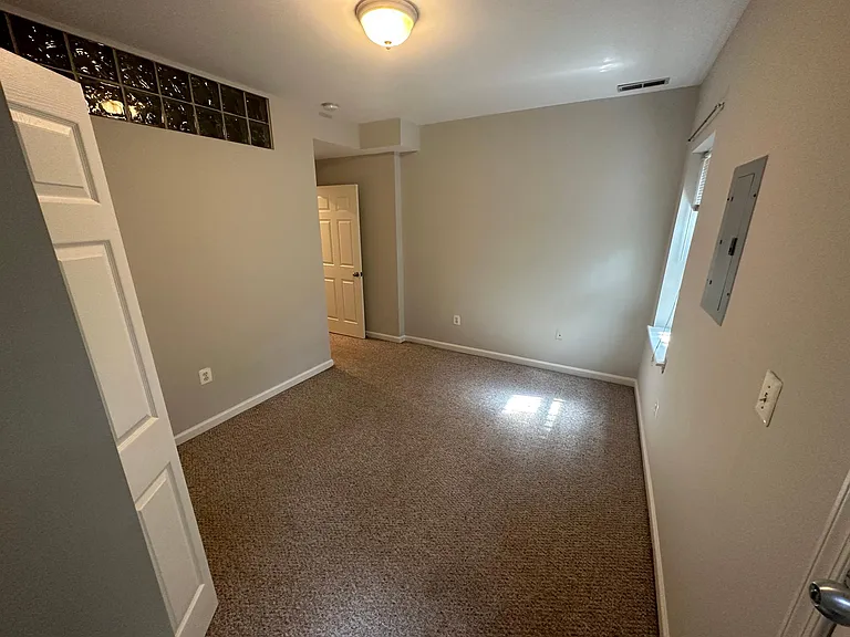 914 S Hanover St #1 — Photo 16