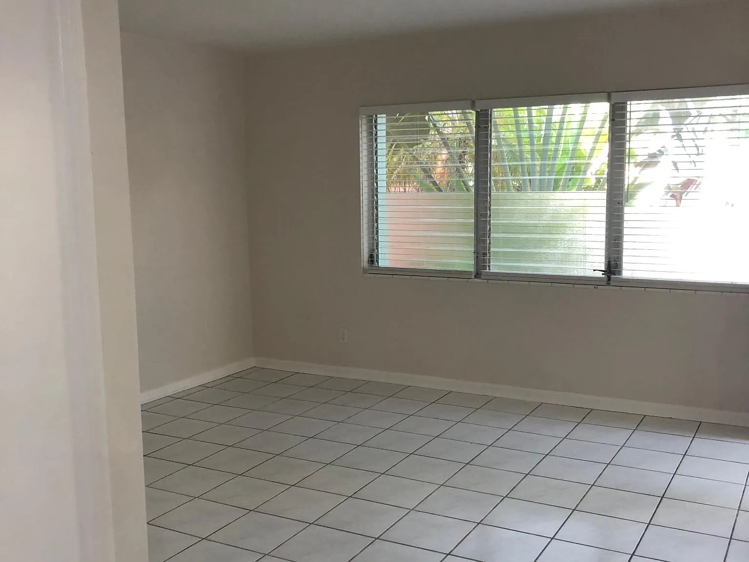 1 bed, 800 sqft, $1,800 — Photo 4