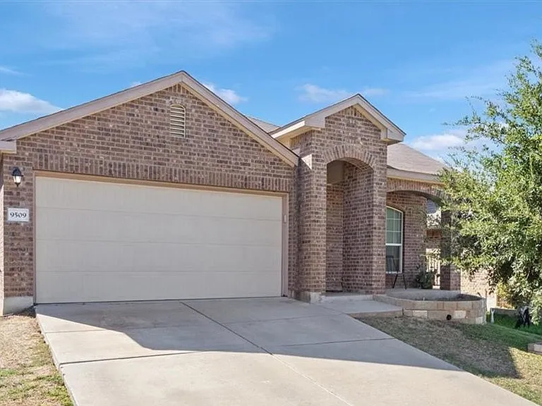9509 Fratelli Ct — Photo 1