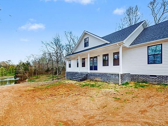 2nd image of 1005 Whitlock Paris Rd