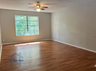301 Pine Wilderness Dr #C3, Queen City, TX 75572