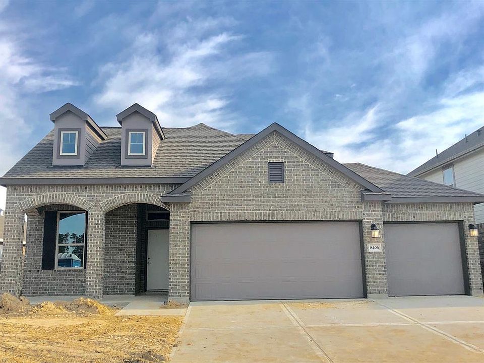 1st image of 8406 Hunter Cliff Dr