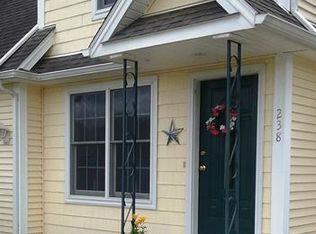 238 Killingly Rd, Pomfret Center, CT 06259