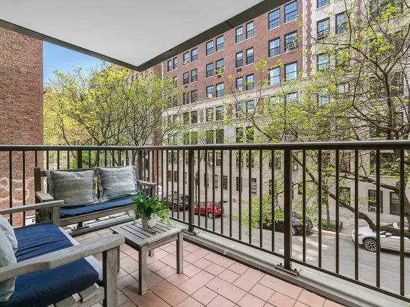 1199 Park Avenue 2F image 2 of 11