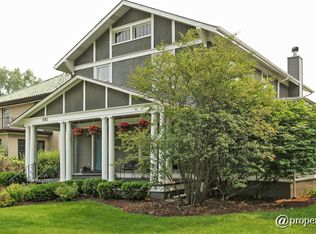 1042 N Grove Ave, Oak Park, IL