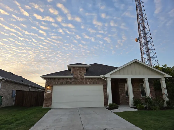 1864 McCree St, Forney, TX 75126