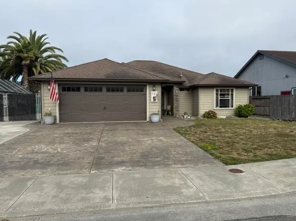 723 Springville Ave, Fortuna, CA 95540