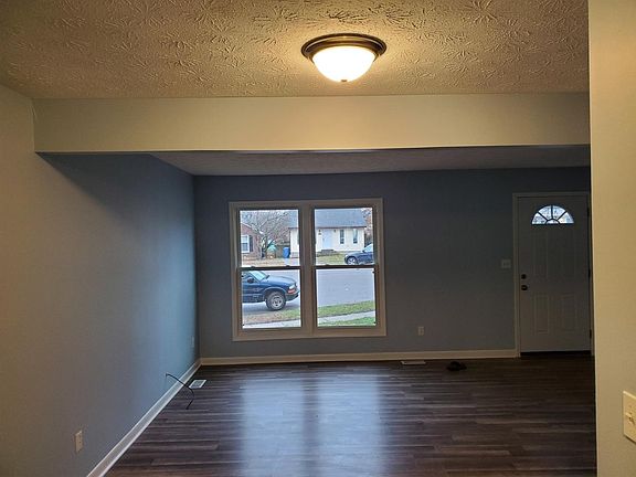 3rd image of 1018 Trent Blvd