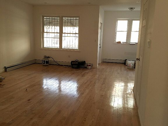 2nd image of 3248 Wilson Ave