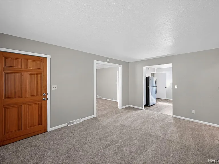 26 Newland Ct — Photo 2
