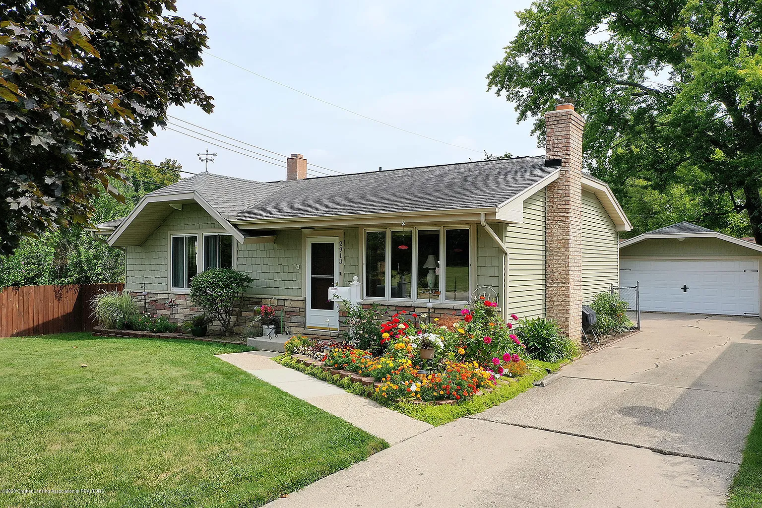 2913 Pleasant Grove Rd photo 1