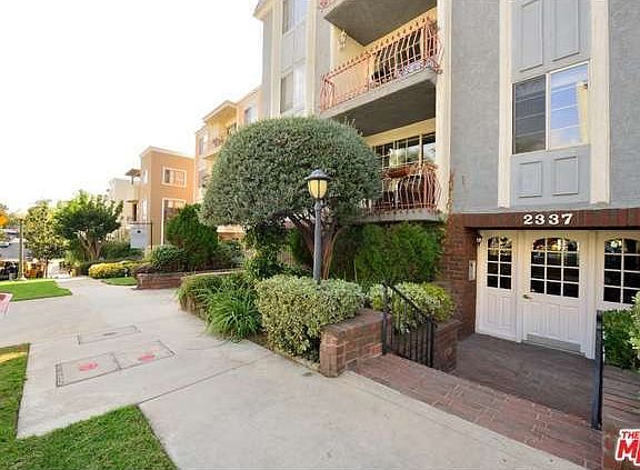 2nd image of 2337 Fox Hills Dr APT 301
