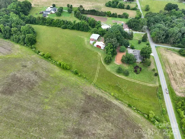 13101 Pine Bluff Rd, Midland, NC 28107