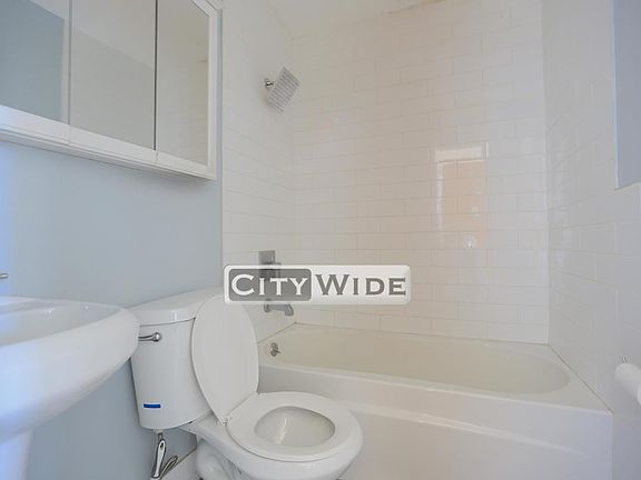 5th image of 2593 Frederick Douglass Blvd APT 15