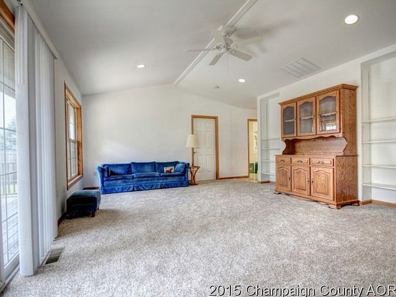 3rd image of 1904 Autumn Ridge Dr