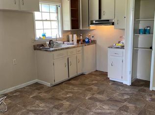 5225 Forest Dr, Graceville, FL 32440