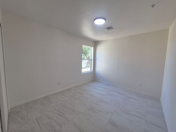 4th image of 270 S 3rd Ave #1