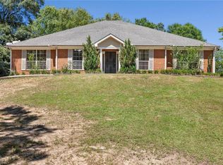 8992 Celeste Oaks Ct N, Saraland, AL 36571