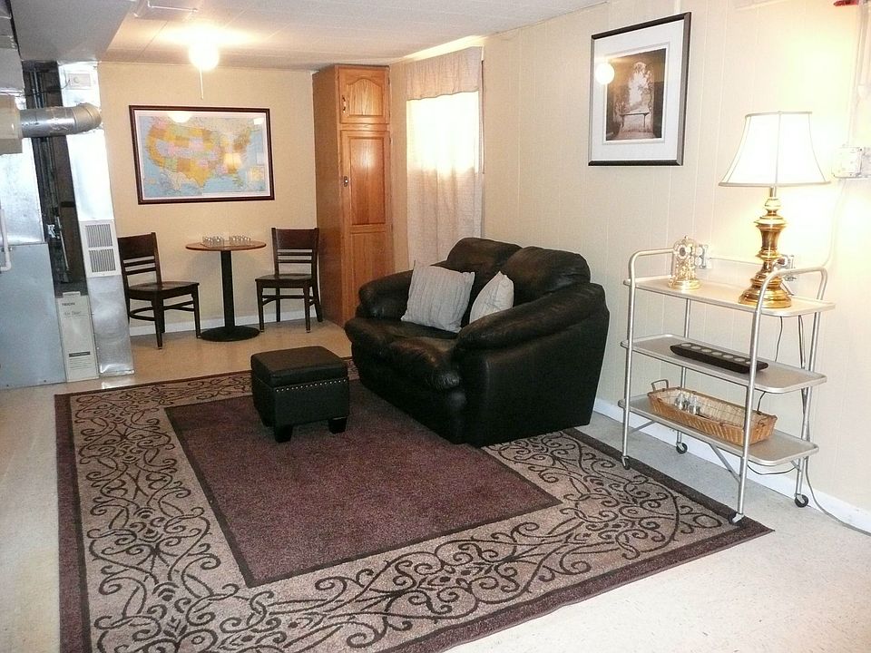 Cute As A Button Family Room