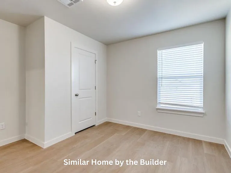1528 Highland Loop — Photo 21