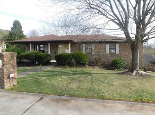 8 Windsong Way, Nitro, WV 25143