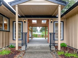8223 Sherwood Forest St SW, Lakewood, WA 98498