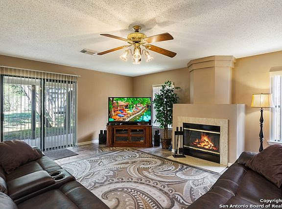 2nd image of 10623 Stone Creek Pl