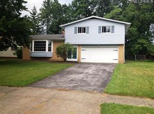 22140 Sandalwood Rd, Bedford Heights, OH