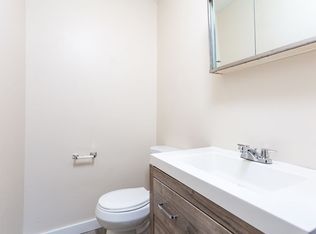 1439 Willard Ave #905, Newington, CT 06111