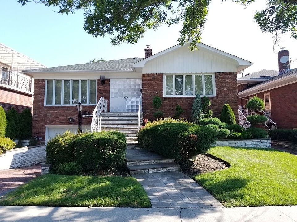 1st image of 6455 Dieterle Cres