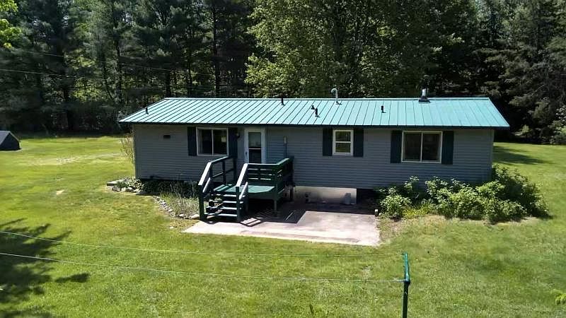 1st image of 5246 E Deckerville Rd