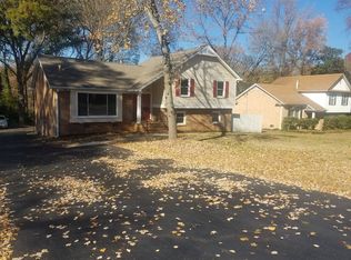 6406 Park Rd, Charlotte, NC 28210