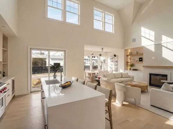 2302 Pearl Way Unit 1501, Westhampton Beach, NY 11978