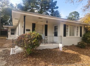 313 Oakridge Ave, Fayetteville, NC 28305