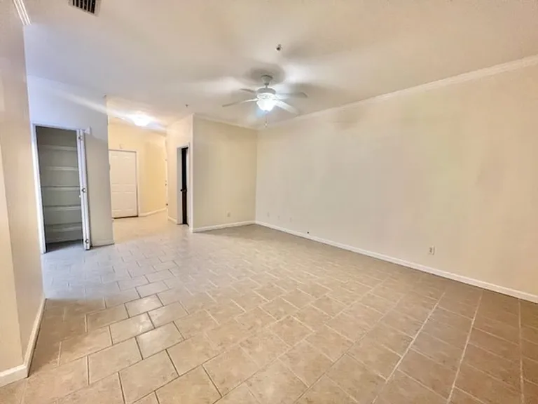 1862 Annabellas Dr — Photo 3
