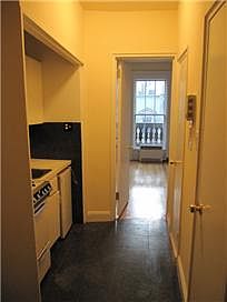 1st image of 5 E 67th St APT 3B