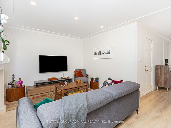 5th image of 2225 Amberglen Ct