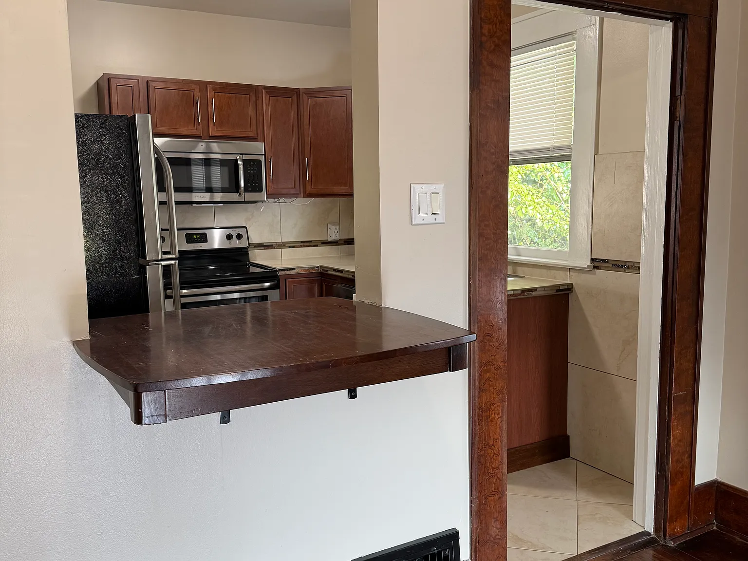 2 bed, 940 sqft, $1,475 — Photo 3